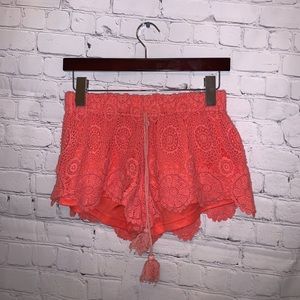 Breeze Over Orange Flower Designed shorts size S